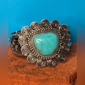 NEW Silver and Turquoise Bracelet